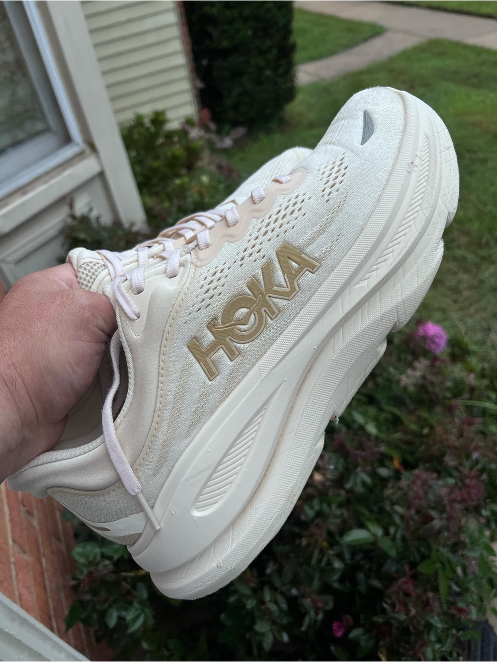 Hoka One Bondi 9
Super Comfort
Athletic/Medical Field Shoes
Size 11 for Women